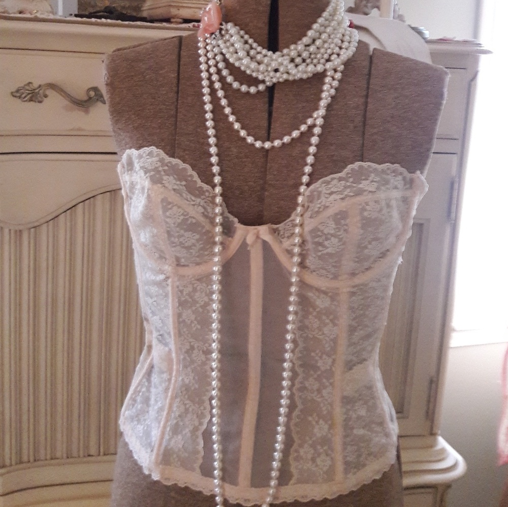 TRUE VTG "WARNER ORIGINAL, MERRY WIDOW"!  36/37 B